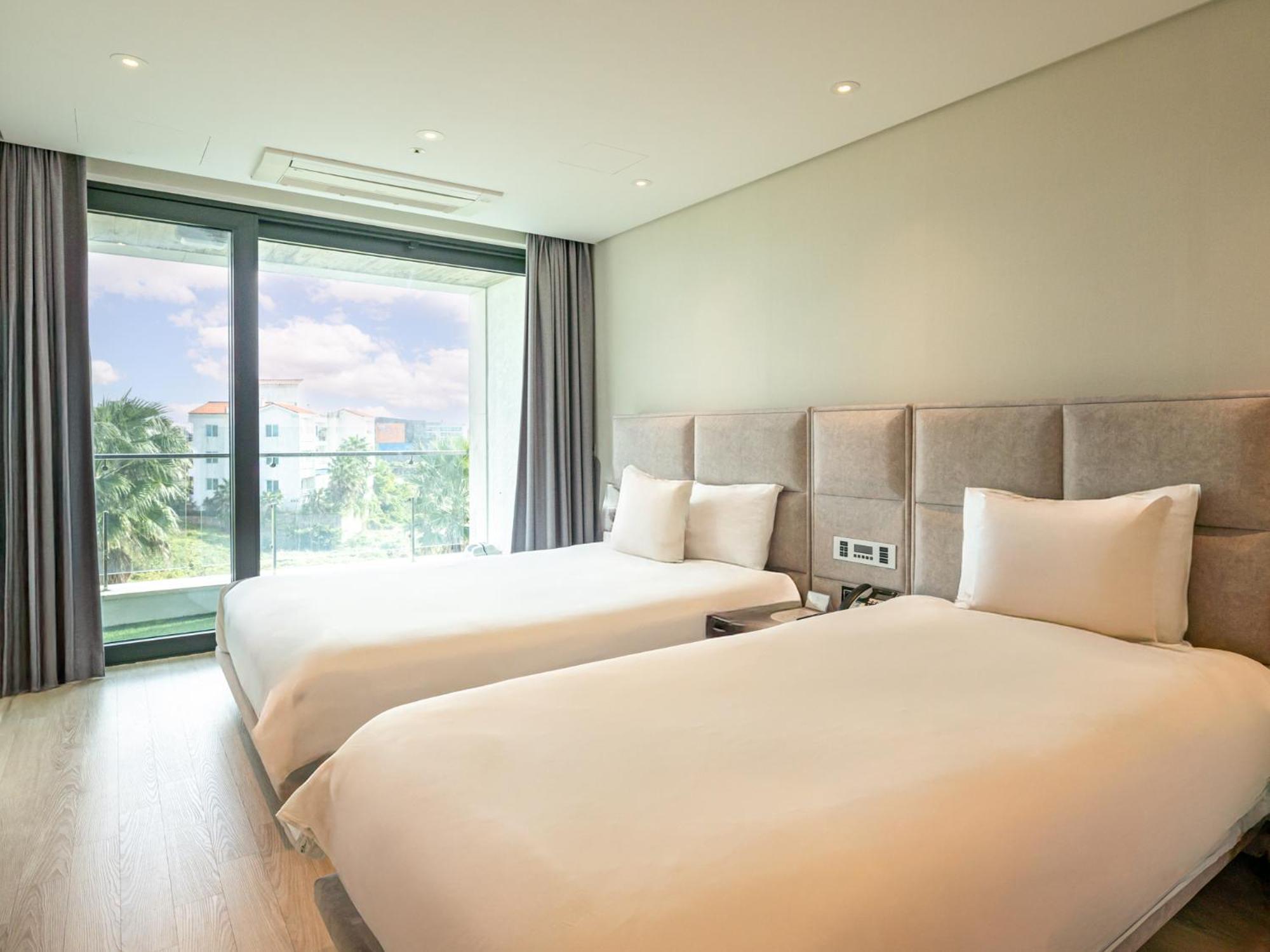 Jeju Attirance Hotel & Poolvilla Seogwipo Eksteriør bilde