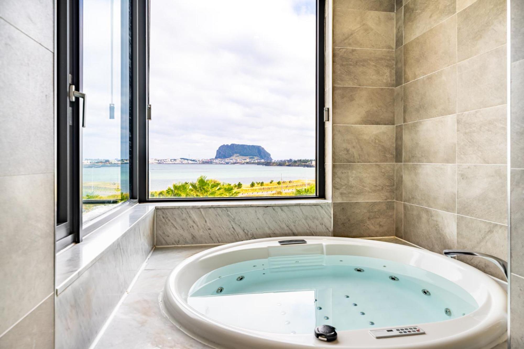 Jeju Attirance Hotel & Poolvilla Seogwipo Eksteriør bilde